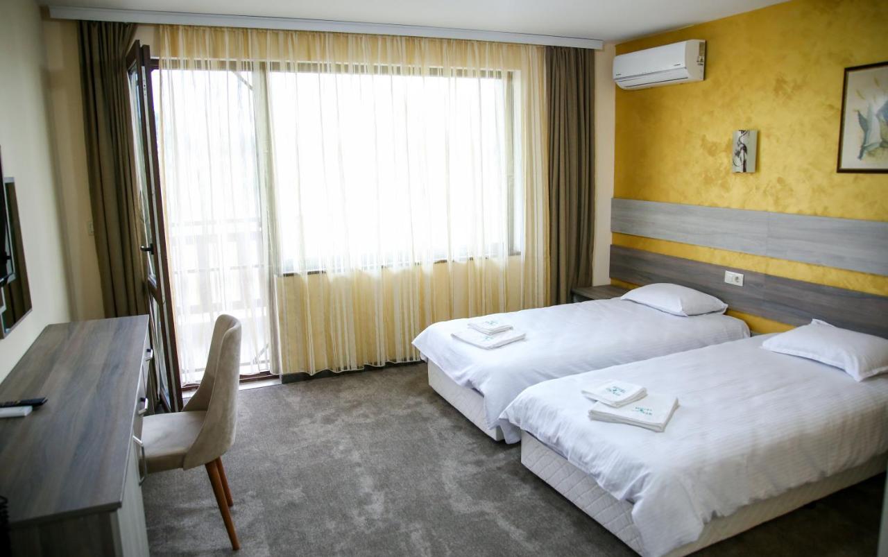 чинар Hotel